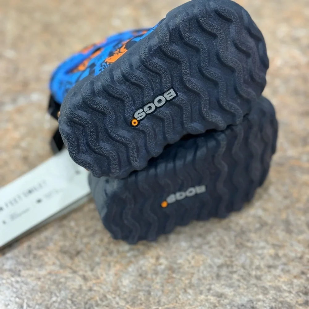 New Bogs Boots - Picture 7 of 7
